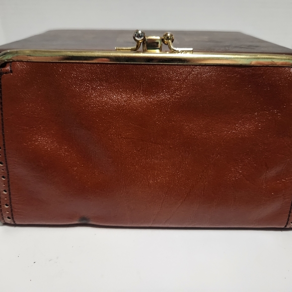 Vintage Princess Gardener Full Grain Cowhide Leather Wallet - Picture 2 of 16